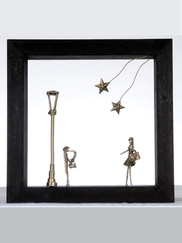 FRAME SCULPTURE